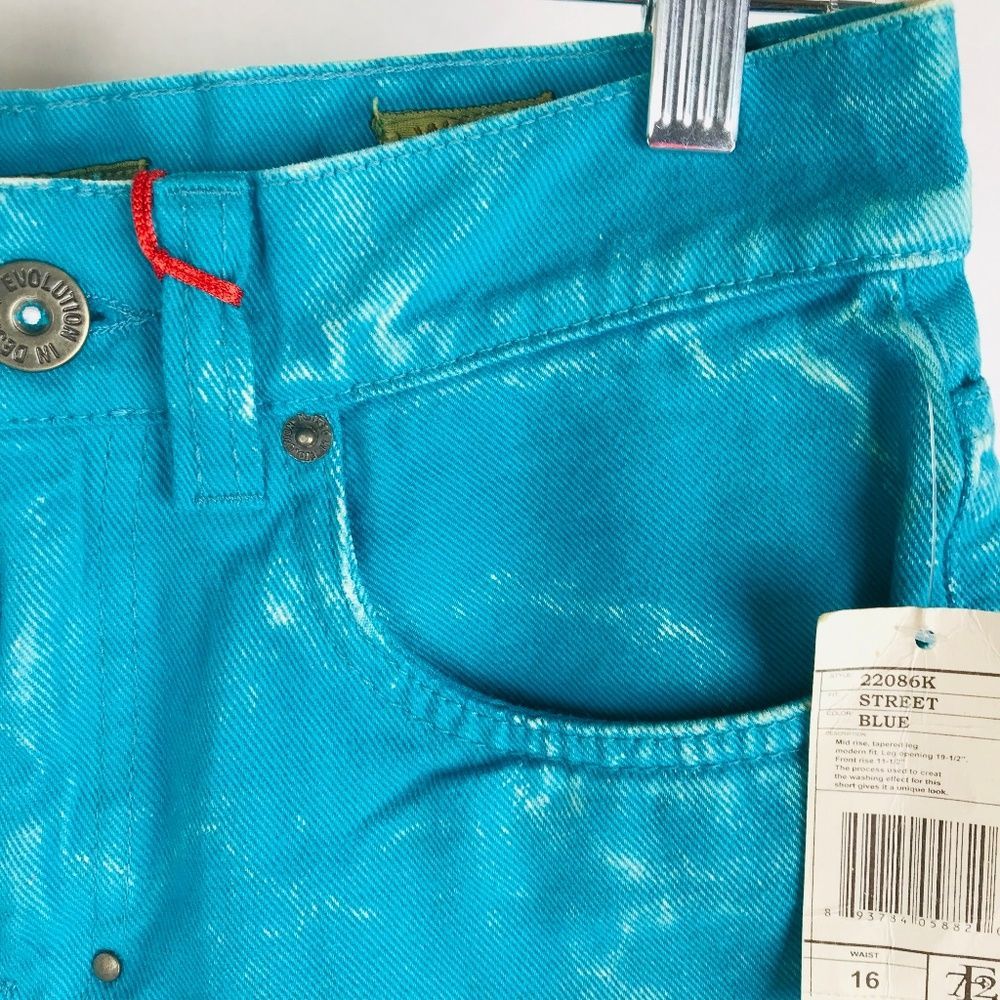 Evolution In Design Street Fit Cut Off Shorts - Picture 2 of 7